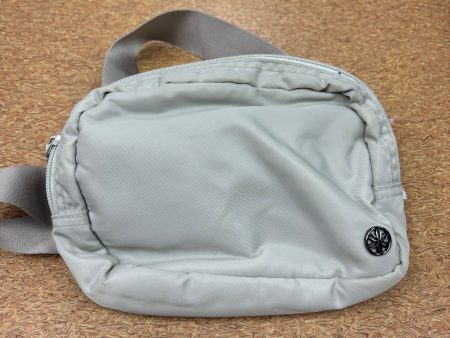 Belt Bag By Clothes Mentor, Size: Small Online now