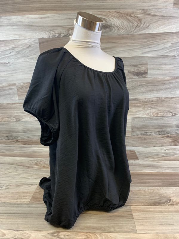 Top Short Sleeve By Torrid In Black, Size: 1x Supply