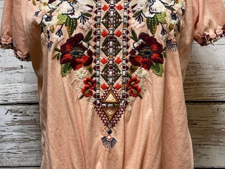 Top Short Sleeve By Johnny Was In Peach, Size: M For Cheap