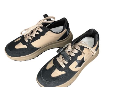 Shoes Athletic By Clothes Mentor In Black & Brown, Size: 7.5 Sale