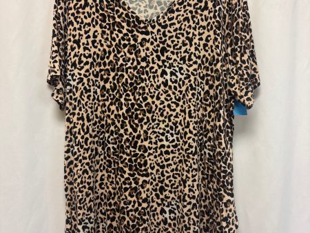 Top Short Sleeve By Maurices In Animal Print, Size: 2x Cheap