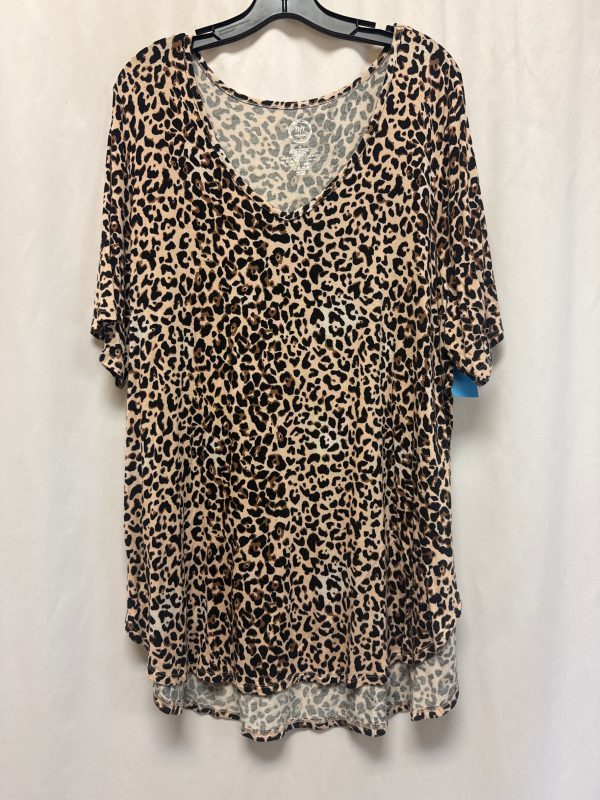 Top Short Sleeve By Maurices In Animal Print, Size: 2x Cheap