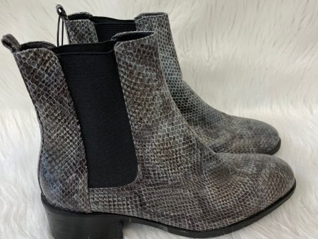 Boots Ankle Flats By Kenneth Cole In Snakeskin Print, Size: 8.5 on Sale