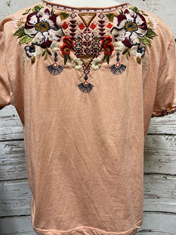 Top Short Sleeve By Johnny Was In Peach, Size: M For Cheap