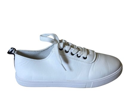 Shoes Athletic By Cmc In White, Size: 8 Supply