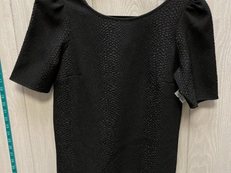 Top Short Sleeve By Banana Republic In Black, Size: 4 Cheap