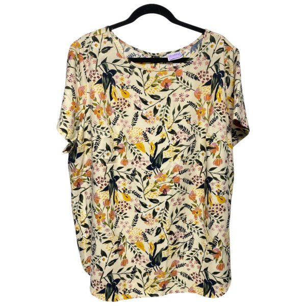 Top Short Sleeve By Ava & Viv In Multi-colored, Size: 1x Supply