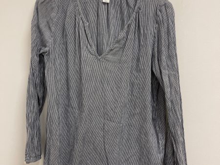 Top Long Sleeve By Old Navy In Striped Pattern, Size: M Supply