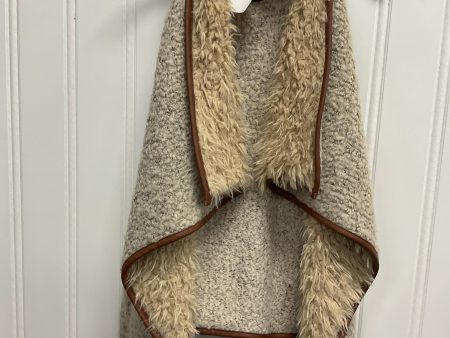 Vest Faux Fur & Sherpa By Love Tree In Cream, Size: S Sale